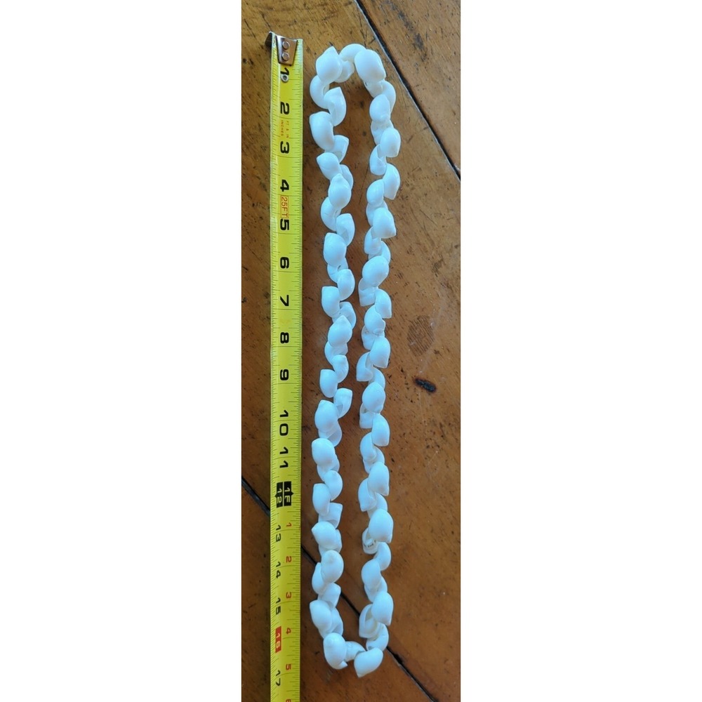 Vintage Genuine Cowrie Shell Necklaceโ Shell Jewelry Beach Surf Phillipines